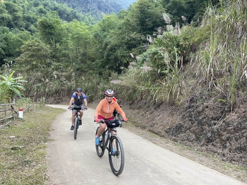 21 Days Biking Through Vietnam Tours
